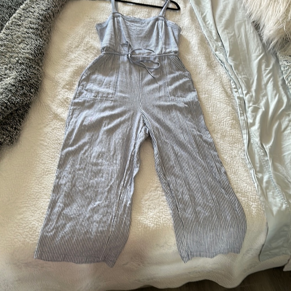 Pinstripe jumpsuit. Light denim color with white. Old Nave size L